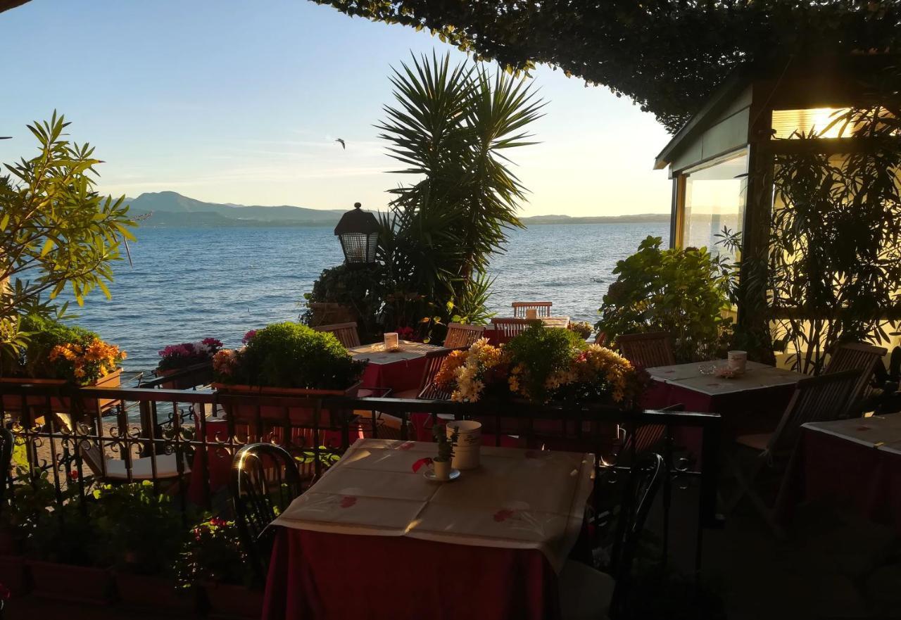 Hotel Grifone Sirmione Esterno foto