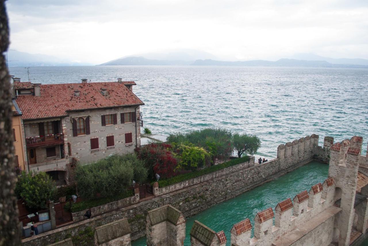 Hotel Grifone Sirmione Esterno foto