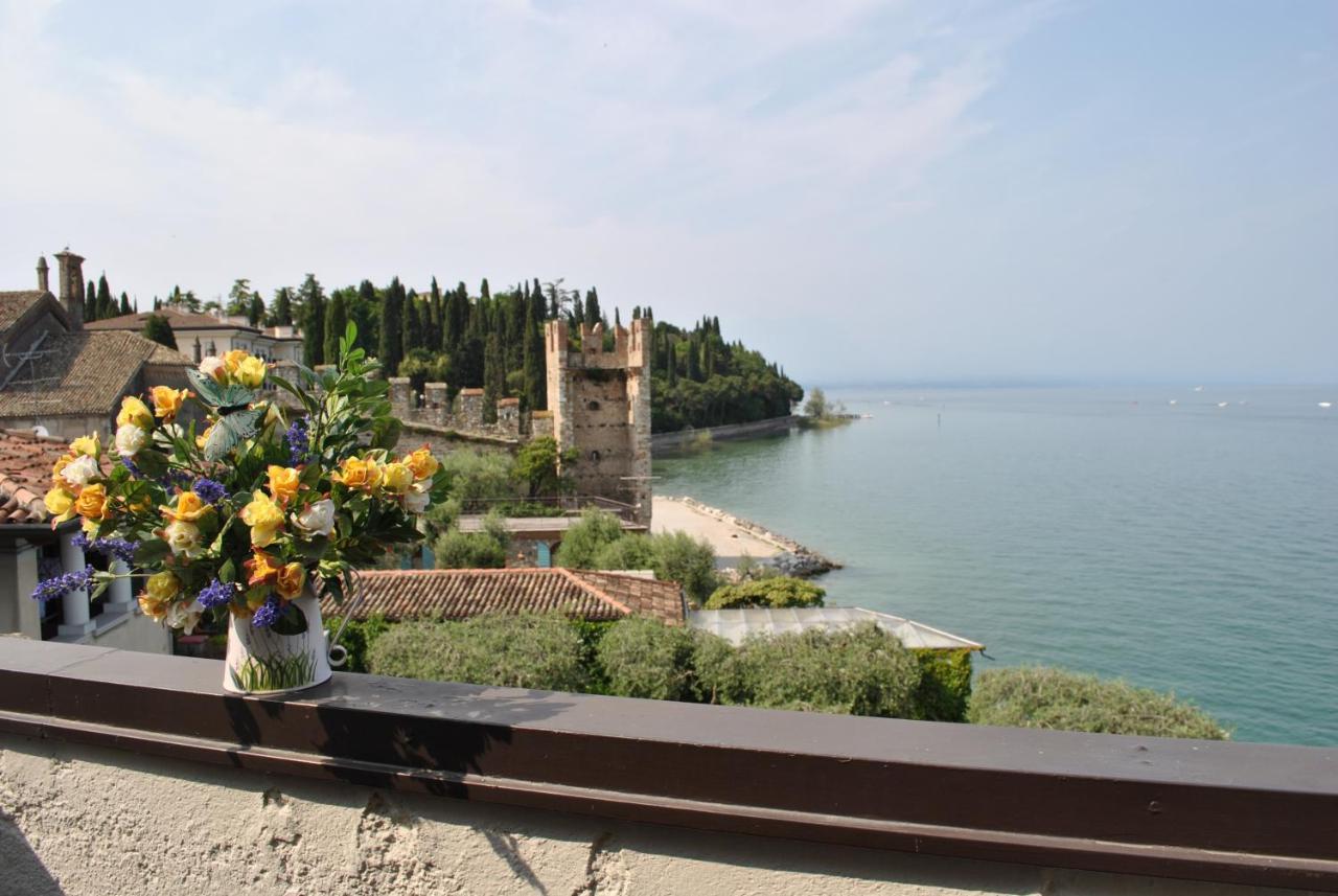 Hotel Grifone Sirmione Esterno foto