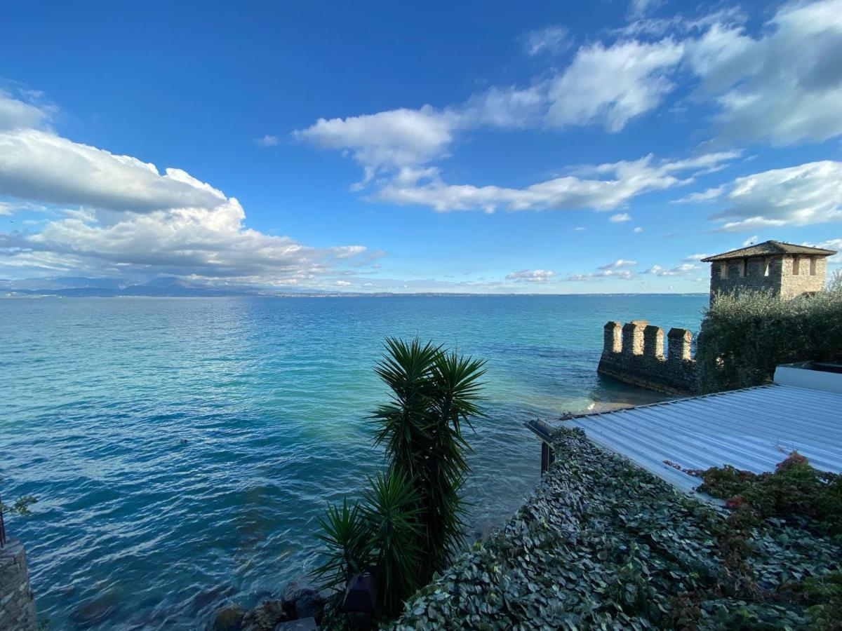 Hotel Grifone Sirmione Esterno foto