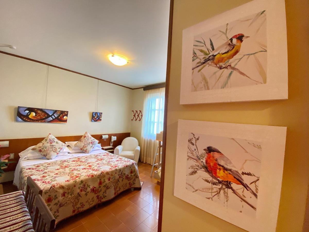 Hotel Grifone Sirmione Esterno foto